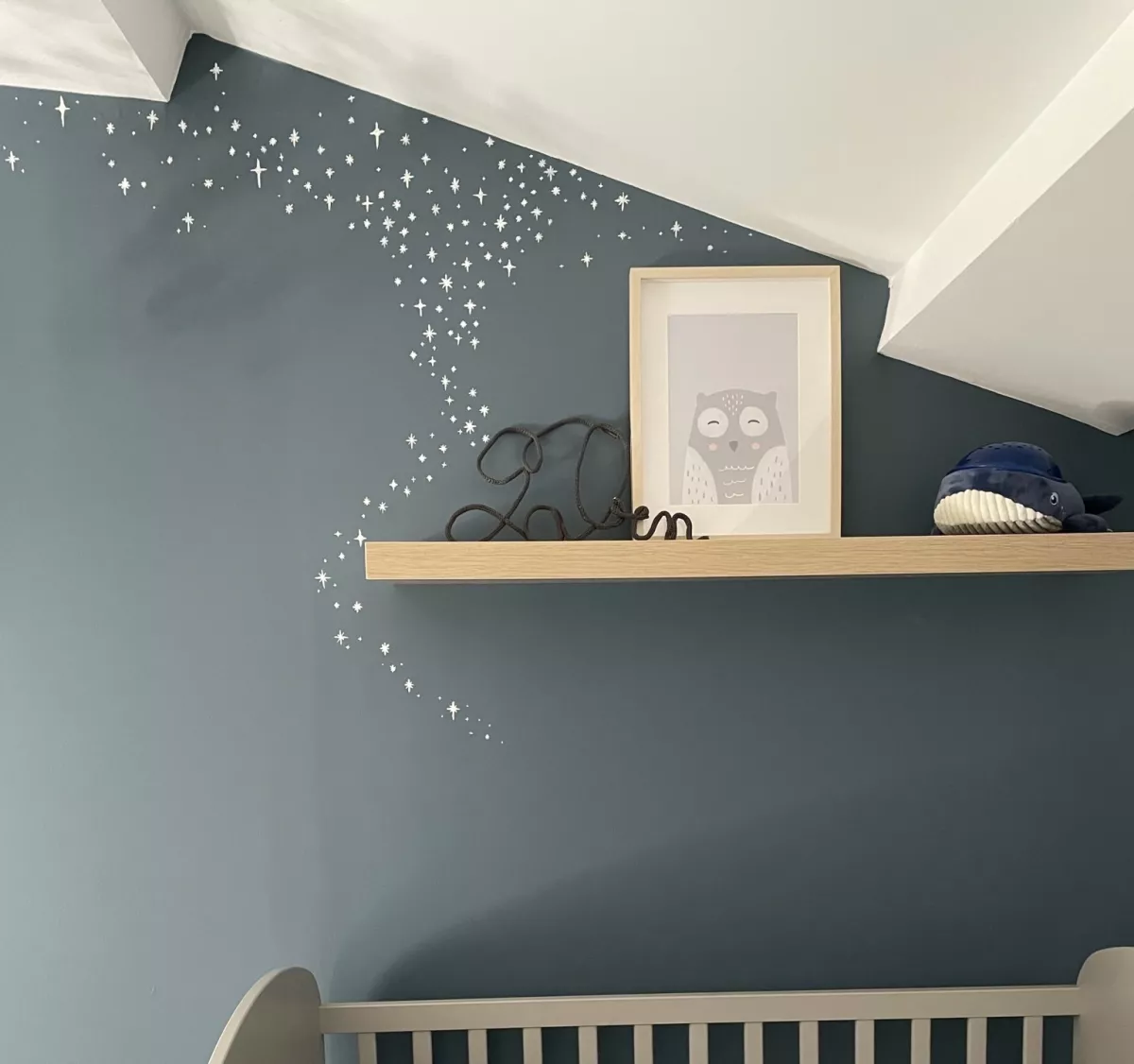 décor de ciel étoilé pour nurserie peinture murale pour animer une chambre d'enfant